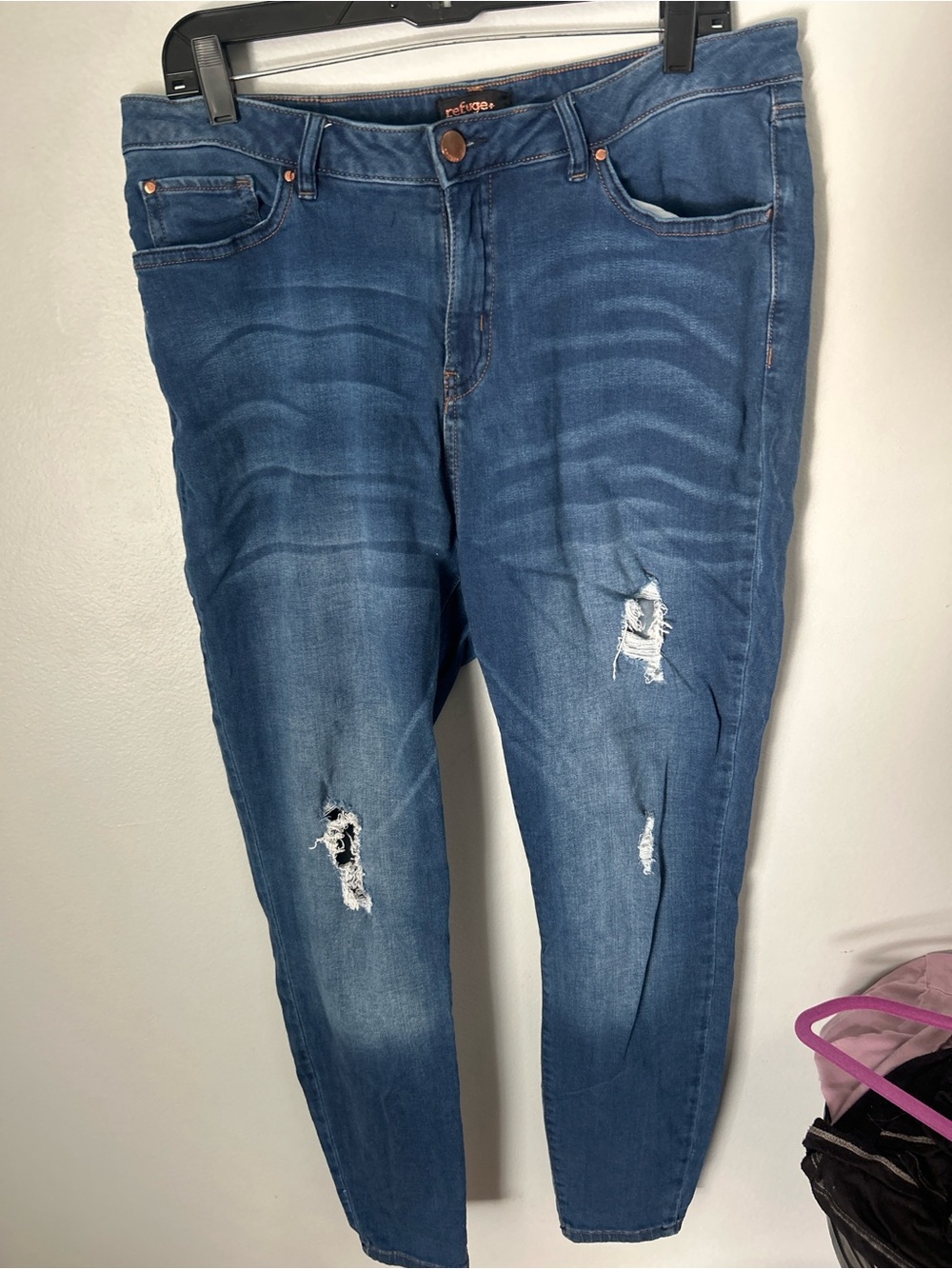 refuge Women's Skinny Jeans in Blue with Distressed Details
